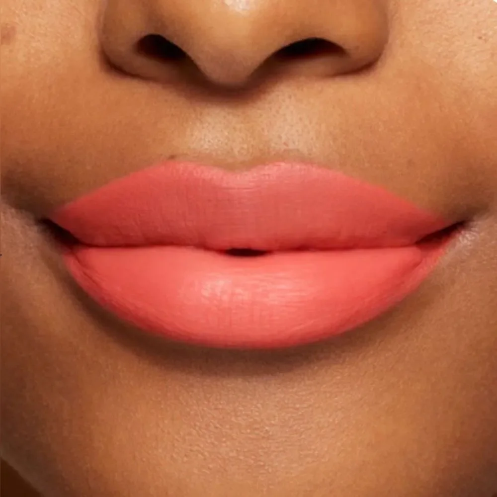 Kylie Cosmetics Matte Lipstick – Shade 209 “Summer Somewhere” (Women)